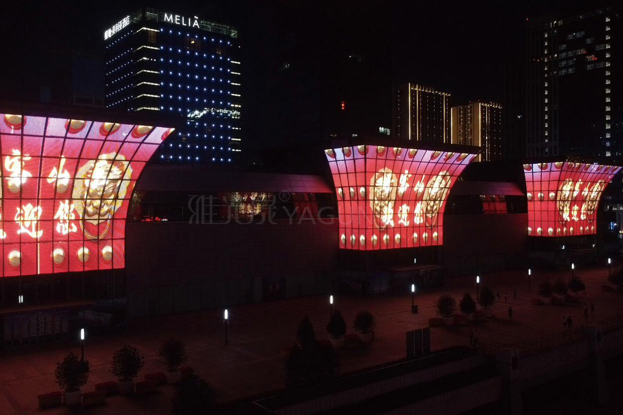 濟南高鐵西站東廣場(chǎng)